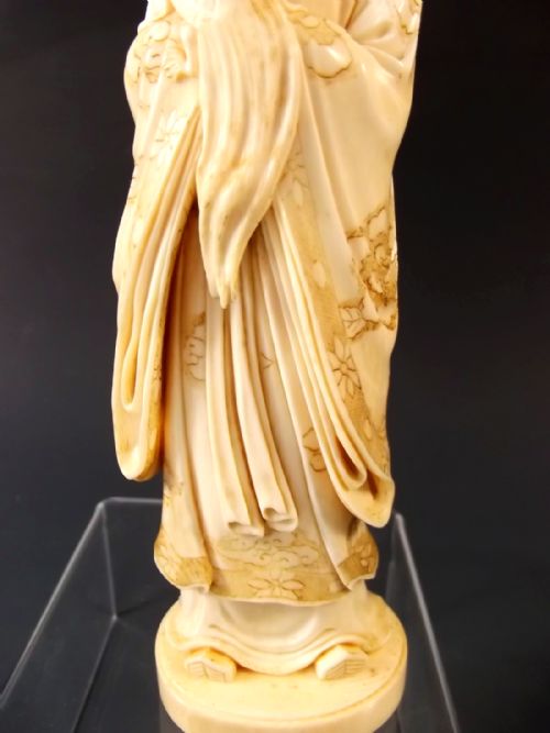 JAPANESE MEIJI PERIOD IVORY OKIMONO OF A SCHOLAR - ADDITIONAL PHOTO 6