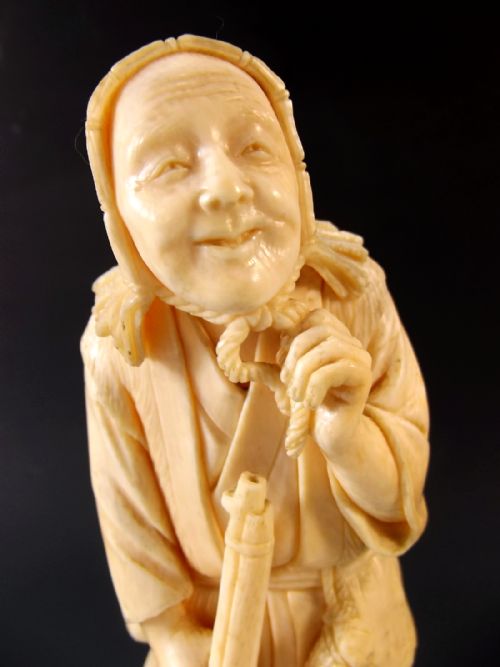 JAPANESE MEIJI PERIOD IVORY HUNTSMAN OKIMONO - ADDITIONAL PHOTO 6