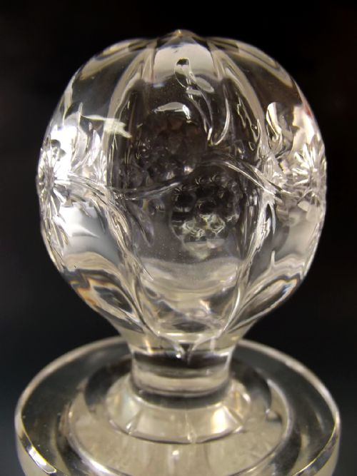 LARGE STEVENS WILLIAMS LOBED CUT GLASS PERFUME BOTTLE - ADDITIONAL PHOTO 2
