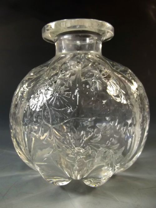 LARGE STEVENS WILLIAMS LOBED CUT GLASS PERFUME BOTTLE - ADDITIONAL PHOTO 3