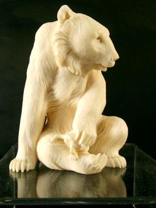 JAPANESE MEIJI PERIOD IVORY OKIMONO BEAR WITH TERRAPIN - ADDITIONAL PHOTO 1