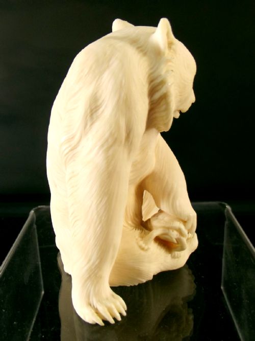 JAPANESE MEIJI PERIOD IVORY OKIMONO BEAR WITH TERRAPIN - ADDITIONAL PHOTO 2