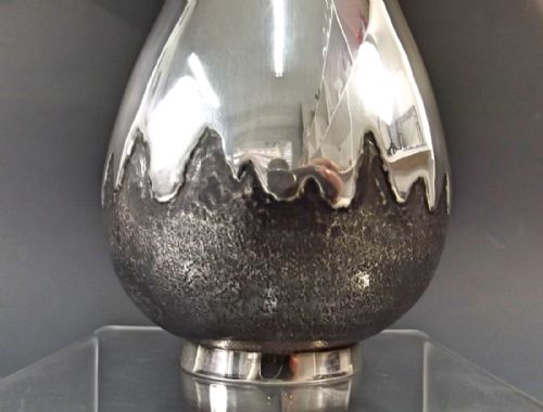 JAPANESE SILVER PATINATED VASE MEIJI PERIOD - ADDITIONAL PHOTO 1
