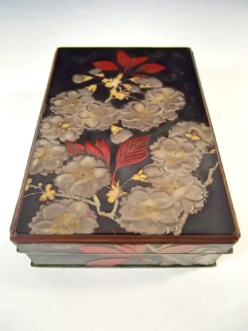 japanese meiji period silver and lacquer box - CATEGORY: ANTIQUE BOXES - DATED 1900