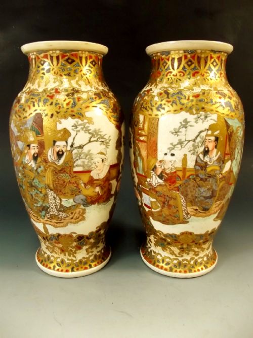 LARGE PAIR JAPANESE SATSUMA VASES MEIJI PERIOD - ADDITIONAL PHOTO 1