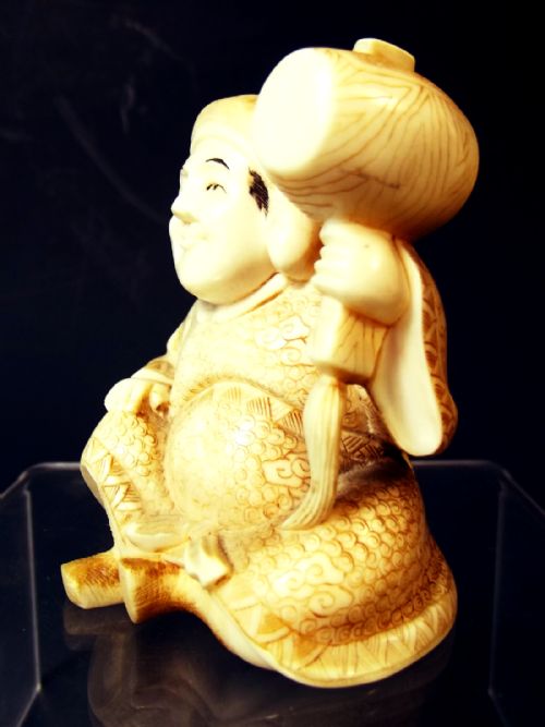 JAPANESE MEIJI PERIOD IVORY OKIMONO OF DAIKOKU SIGNED - ADDITIONAL PHOTO 1