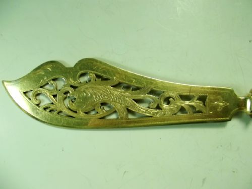 GERMAN 800 SILVER CHASED FISH SERVERS C1910 - ADDITIONAL PHOTO 1