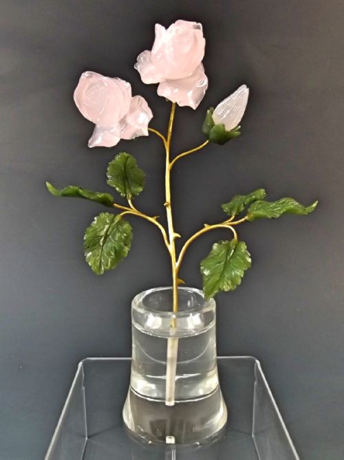 18ct gold hardstone flower in rock crystal vase - CATEGORY: ANTIQUE VASES - DATED 1930