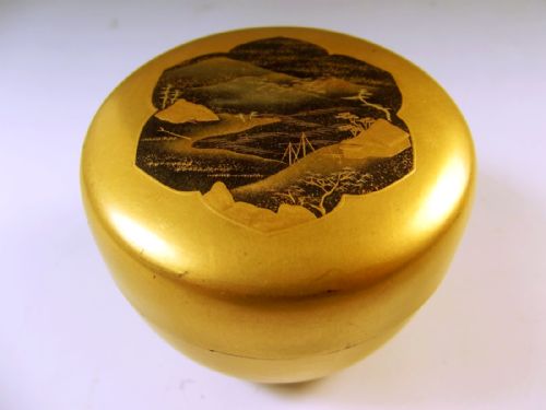 JAPANESE GOLD LACQUER NASHI GROUND KOGO - ADDITIONAL PHOTO 1