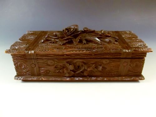 black forest carved wood glove box c1890 - CATEGORY: ANTIQUE BOXES - DATED 1890