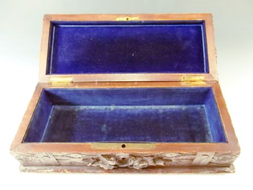 BLACK FOREST CARVED WOOD GLOVE BOX C1890 - ADDITIONAL PHOTO 6