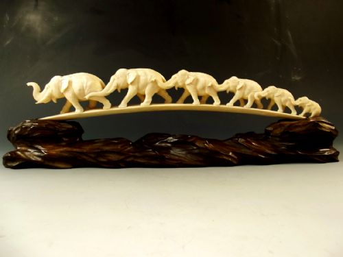 JAPANESE MEIJI PERIOD IVORY ELEPHANT BRIDGE ON STAND - ADDITIONAL PHOTO 1
