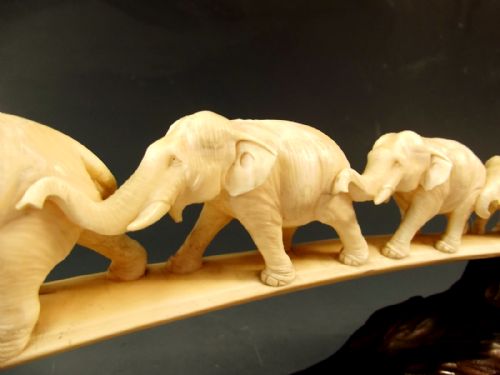 JAPANESE MEIJI PERIOD IVORY ELEPHANT BRIDGE ON STAND - ADDITIONAL PHOTO 3