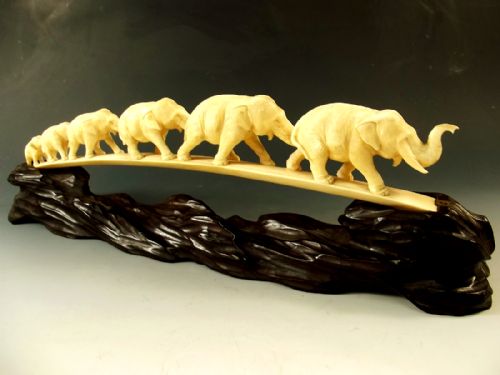 JAPANESE MEIJI PERIOD IVORY ELEPHANT BRIDGE ON STAND - ADDITIONAL PHOTO 5