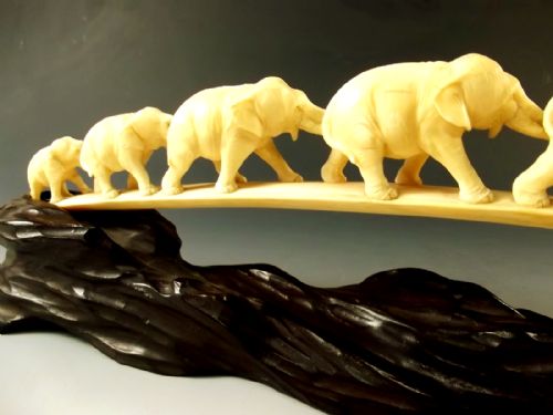 JAPANESE MEIJI PERIOD IVORY ELEPHANT BRIDGE ON STAND - ADDITIONAL PHOTO 7