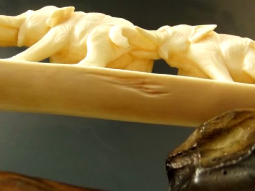 JAPANESE MEIJI PERIOD IVORY ELEPHANT BRIDGE ON STAND - ADDITIONAL PHOTO 9