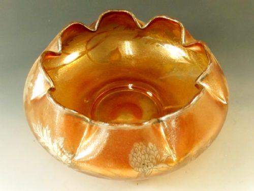 GOLDBERG AMBER IRRIDESCENT GLASS BOWL WITH APPLIED SILVER FLOWERS - ADDITIONAL PHOTO 4