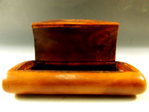 FRENCH BURR MAPLE MOTHER OF PEARL INLAID SNUFF BOX - ADDITIONAL PHOTO 4