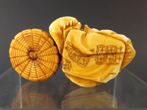 JAPANESE MEIJI PERIOD IVORY OKIMONO THE EGG TESTER - ADDITIONAL PHOTO 6