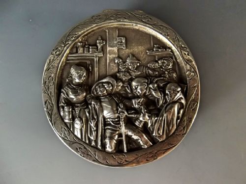 HANAU SILVER BOX EMBOSSED WITH TAVERN SCENE 1909 - ADDITIONAL PHOTO 1