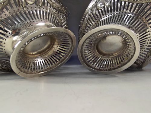 PAIR HALLMARKED SILVER BLUE GLASS LINED COMPORTS 1892 - ADDITIONAL PHOTO 10