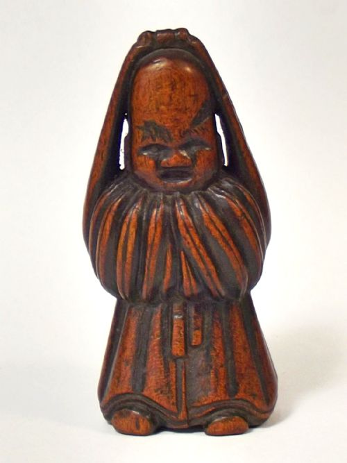 japanese edo period boxwood netsuke of a man c1770 - CATEGORY: ANTIQUE MISCELLANEOUS - DATED 18TH CENTURY