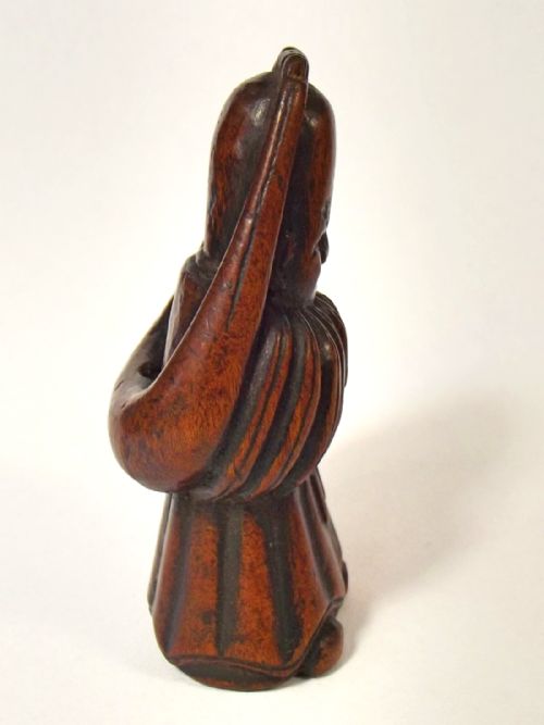 JAPANESE EDO PERIOD BOXWOOD NETSUKE OF A MAN C1770 - ADDITIONAL PHOTO 4