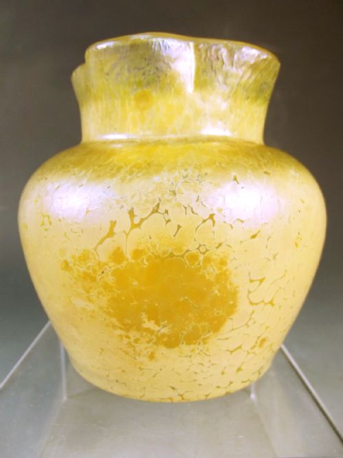BOHEMIAN LOETZ GOLD ON GOLD PAPILLON GLASS VASE - ADDITIONAL PHOTO 1