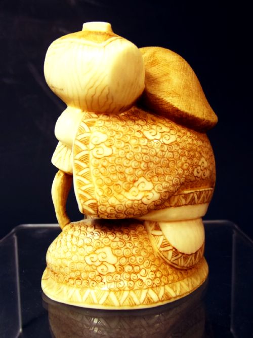 JAPANESE MEIJI PERIOD IVORY OKIMONO OF DAIKOKU - ADDITIONAL PHOTO 2