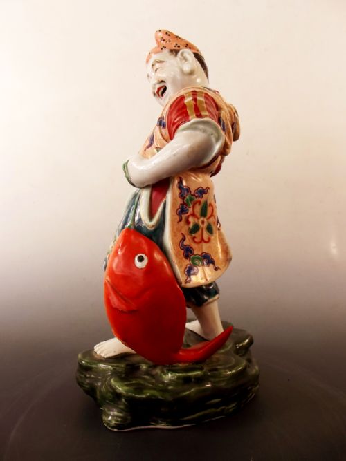 JAPANESE MEIJI PERIOD KUTANI PORCELAIN EBISU FIGURINE - ADDITIONAL PHOTO 1