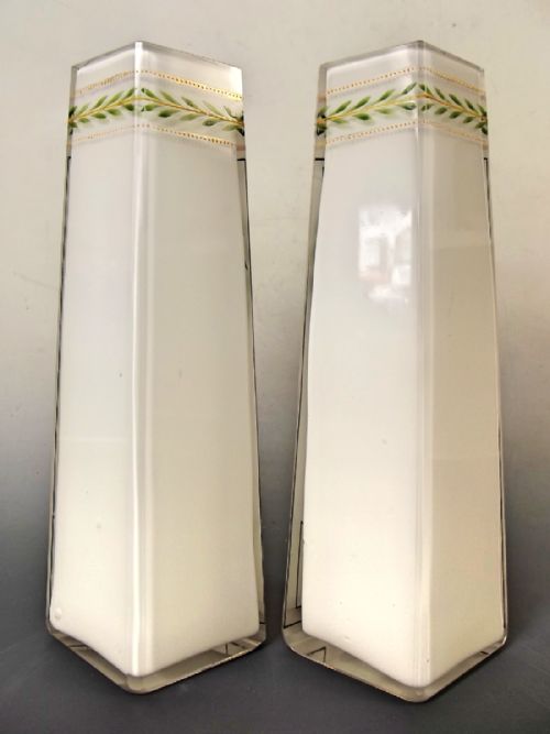 PAIR CONTINENTAL SESSIONIST ANGULAR GLASS VASES GILT ENAMEL DECORATION - ADDITIONAL PHOTO 4