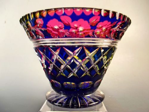 STEVENS WILLIAMS MULTI COLOUR INTAGLIO CUT GLASS BOWL - ADDITIONAL PHOTO 1