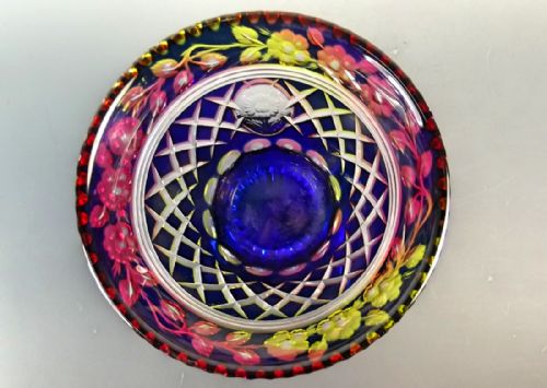 STEVENS WILLIAMS MULTI COLOUR INTAGLIO CUT GLASS BOWL - ADDITIONAL PHOTO 7