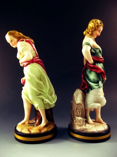 PAIR ROYAL WORCESTER PORCELAIN FIGURINES BEFORE AFTER THE WIND - ADDITIONAL PHOTO 1