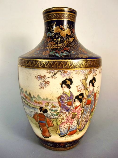 fine quality 10 inch japanese meiji period satsuma vase - CATEGORY: ANTIQUE VASES - DATED 1890