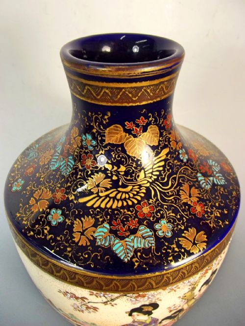 FINE QUALITY 10 INCH JAPANESE MEIJI PERIOD SATSUMA VASE - ADDITIONAL PHOTO 3