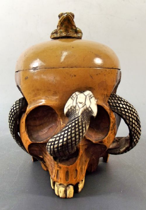 japanese meiji period boxwood ivory skull box - CATEGORY: ANTIQUE BOXES - DATED 1890