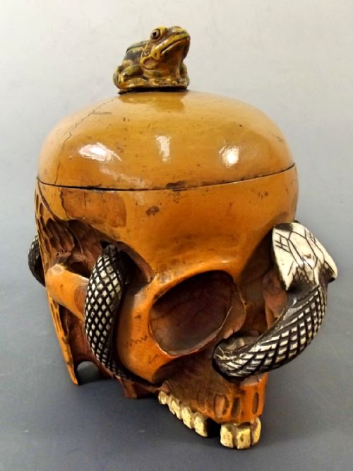 JAPANESE MEIJI PERIOD BOXWOOD IVORY SKULL BOX - ADDITIONAL PHOTO 6