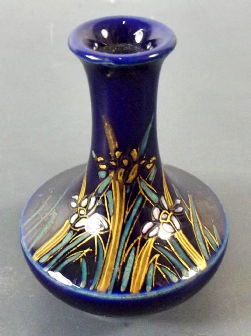 TINY JAPANESE SATSUMA PORCELAIN VASE MEIJI PERIOD - ADDITIONAL PHOTO 1