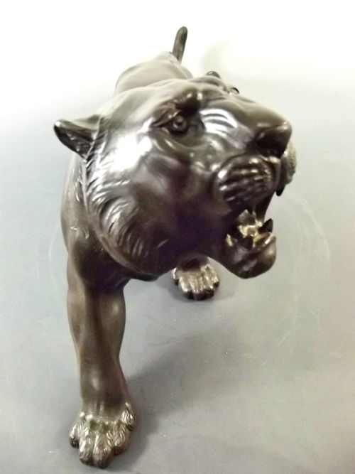 JAPANESE MEIJI PERIOD BRONZE TIGER OKIMONO - ADDITIONAL PHOTO 3