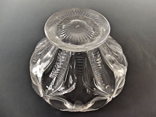 STEVENS AND WILLIAMS ROCK CRYSTAL IRIS BOWL - ADDITIONAL PHOTO 4