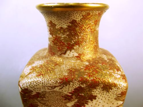JAPANESE SATSUMA WARE VASE MEIJI PERIOD - ADDITIONAL PHOTO 9