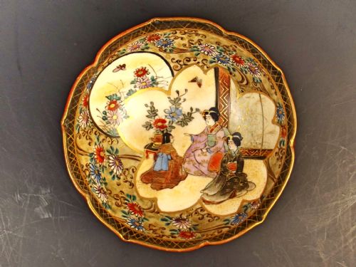 JAPANESE SATSUMA WARE LOBED BOWL MEIJI PERIOD - ADDITIONAL PHOTO 1
