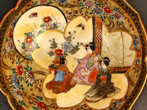 JAPANESE SATSUMA WARE LOBED BOWL MEIJI PERIOD - ADDITIONAL PHOTO 2