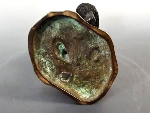 JAPANESE MEIJI PERIOD BRONZE FISHERMAN OKIMONO - ADDITIONAL PHOTO 9