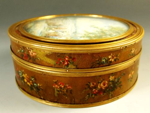 18TH C FRENCH VERNISMARTIN LACQUER HAND PAINTED BONBONNIERE - ADDITIONAL PHOTO 4