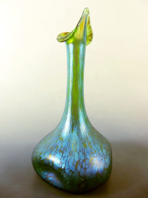 LARGE PAIR OF ART NOUVEAU LOETZ CRETA PAPILLON GLASS VASES - ADDITIONAL PHOTO 4