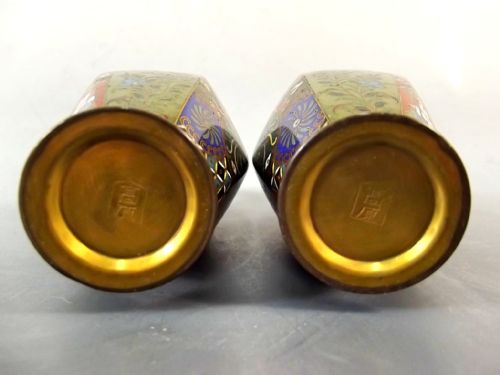 PAIR JAPANESE MEIJI PERIOD CLOISONNE ENAMEL VASES - ADDITIONAL PHOTO 6