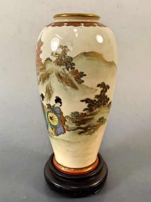 PAIR JAPANESE TAISHO PERIOD SATSUMA EARTHENWARE VASES - ADDITIONAL PHOTO 7