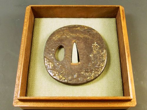 japanese edo period gold inlaid iron tsuba - CATEGORY: ANTIQUE METAL - DATED 1800